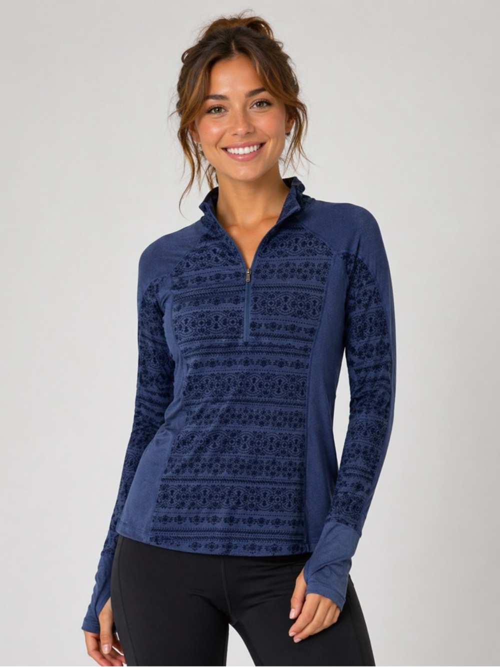 Calia by Carrie Underwood Thumbhole Sleeve Pullover Athletic Top Medium
#316